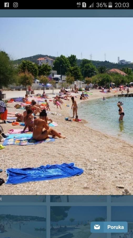 Apartmani Bilic Dugi Rat Exterior foto